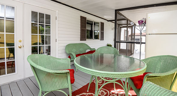 Charming screened in front porch